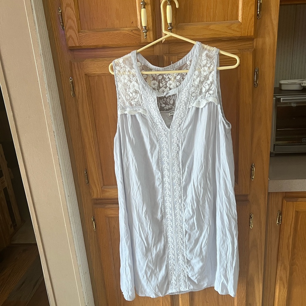 Women’s Tassle and Lace 1XL sleeveless dress with slip underneath.